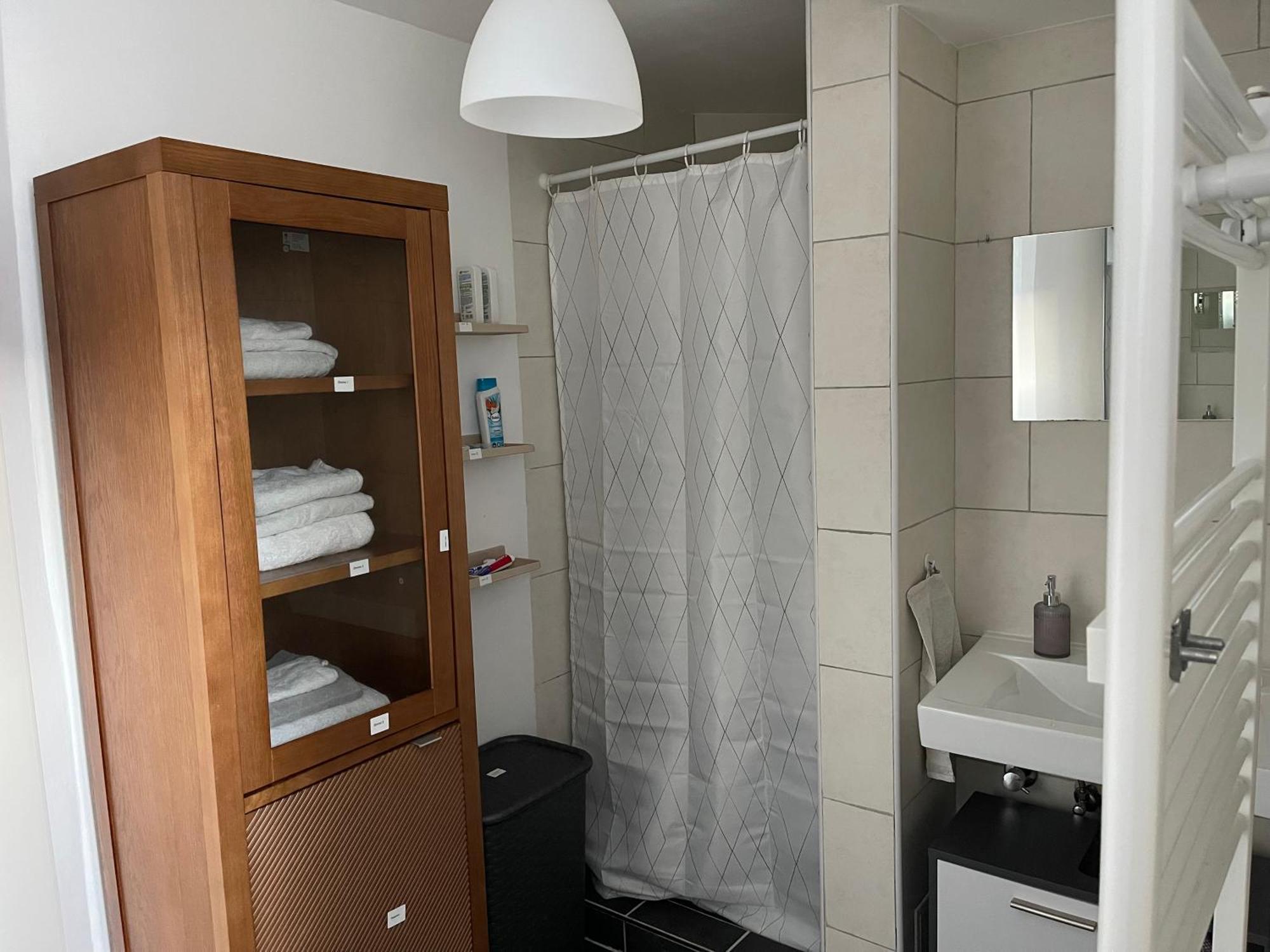 Geraeumige 3-Zimmer-Ferienwohnung Im Herzen Von Kassel Kültér fotó