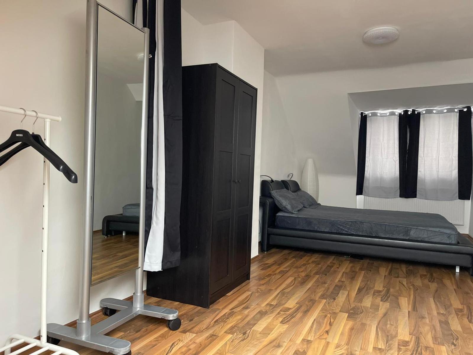 Geraeumige 3-Zimmer-Ferienwohnung Im Herzen Von Kassel Kültér fotó