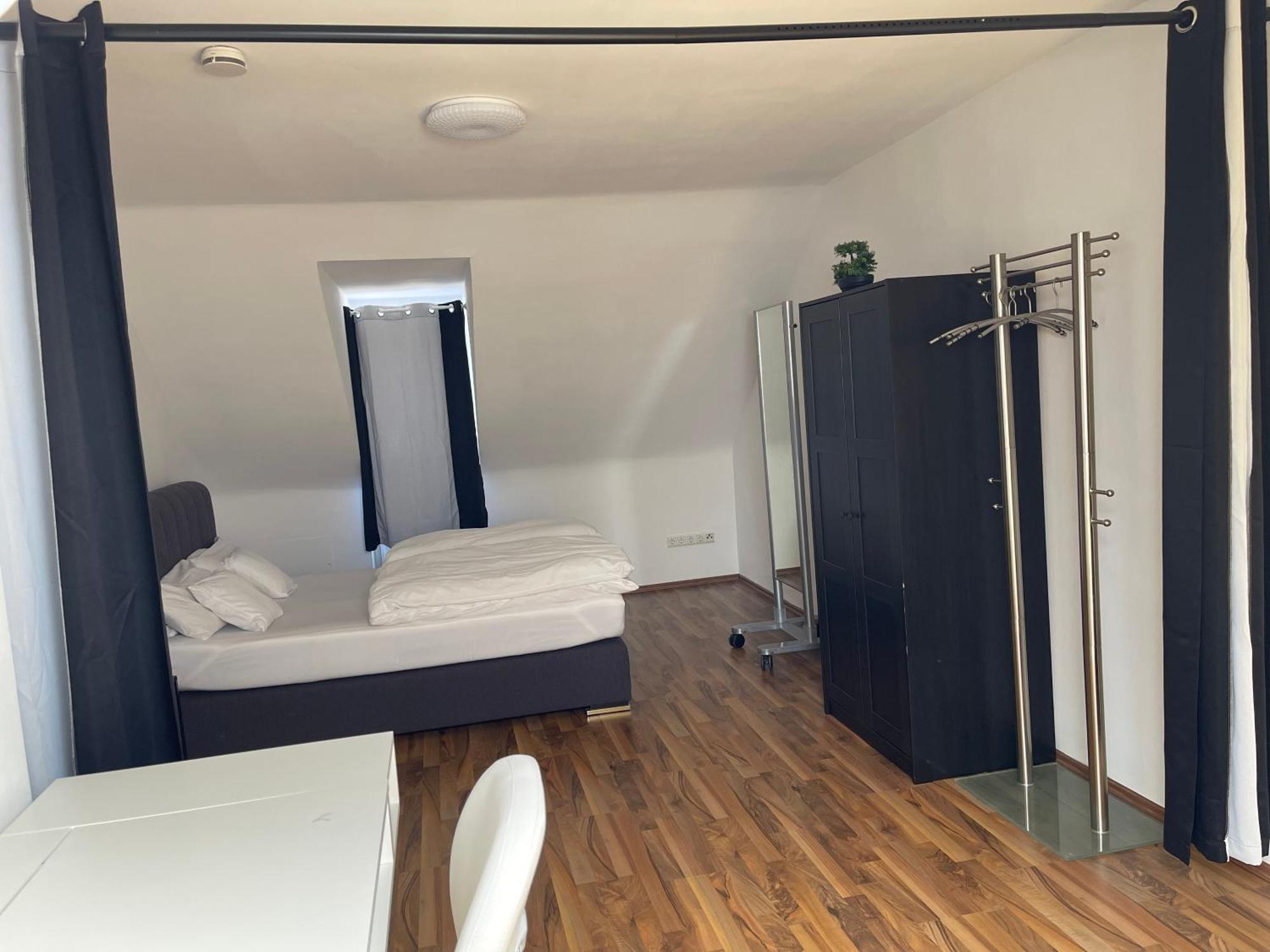 Geraeumige 3-Zimmer-Ferienwohnung Im Herzen Von Kassel Kültér fotó