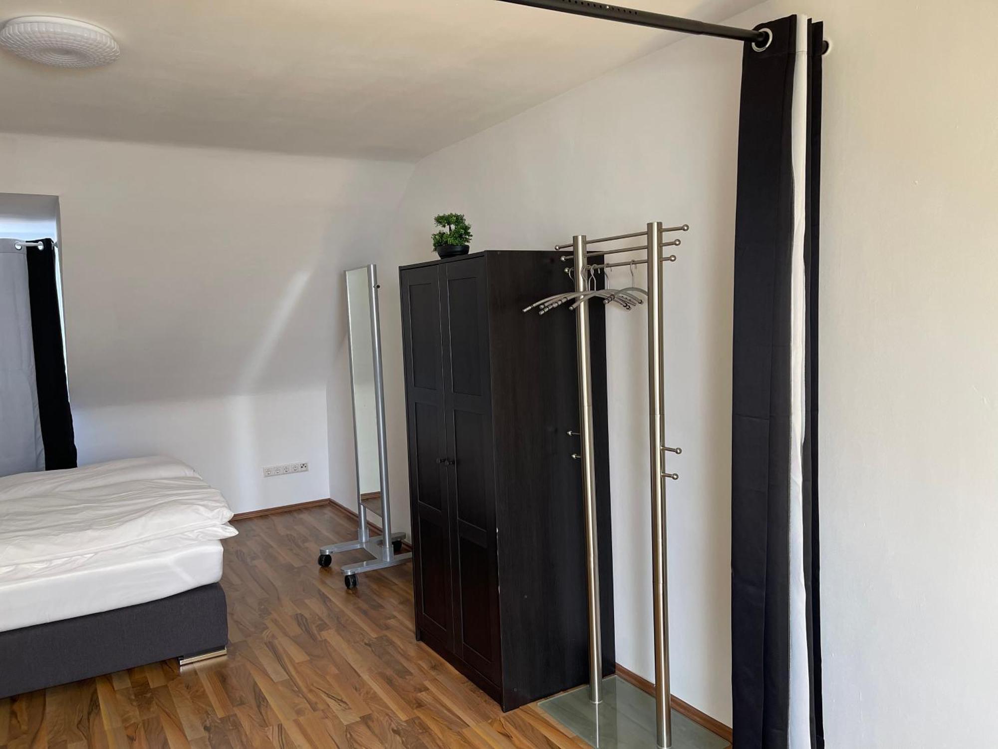 Geraeumige 3-Zimmer-Ferienwohnung Im Herzen Von Kassel Kültér fotó